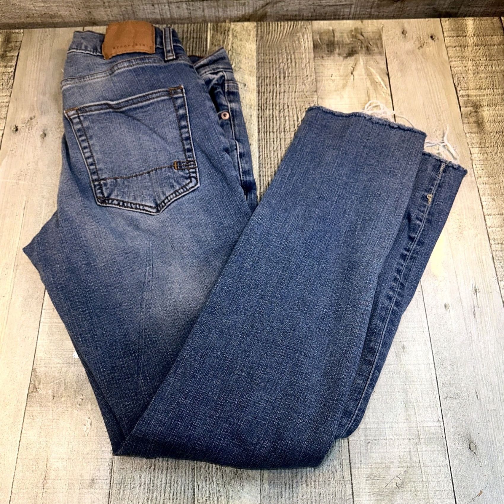 Vintage Aéropostale Jeans 29 Mens Straight Mid Rise Medium Wash Denim Regular Stretch Button Zip Cotton Blend Blue Branding: Aeropostale? Size US 29 - 3 Thumbnail