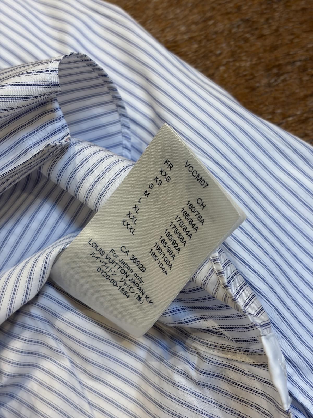 Louis Vuitton Louis Vuitton Shirt Size US M / EU 48-50 / 2 - 10 Thumbnail