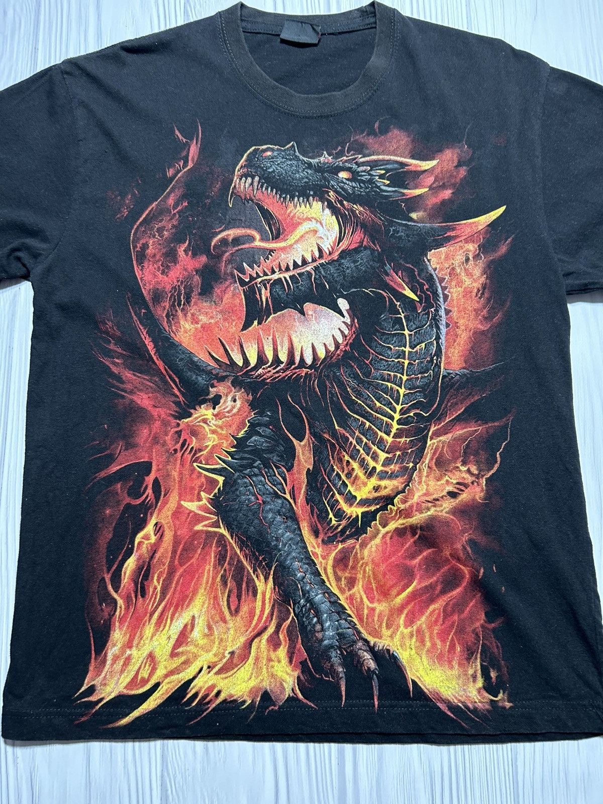 Vintage Vintage Y2K Fire Dragon Allprinted T-Shirt Size US L / EU 52-54 / 3 - 5 Thumbnail