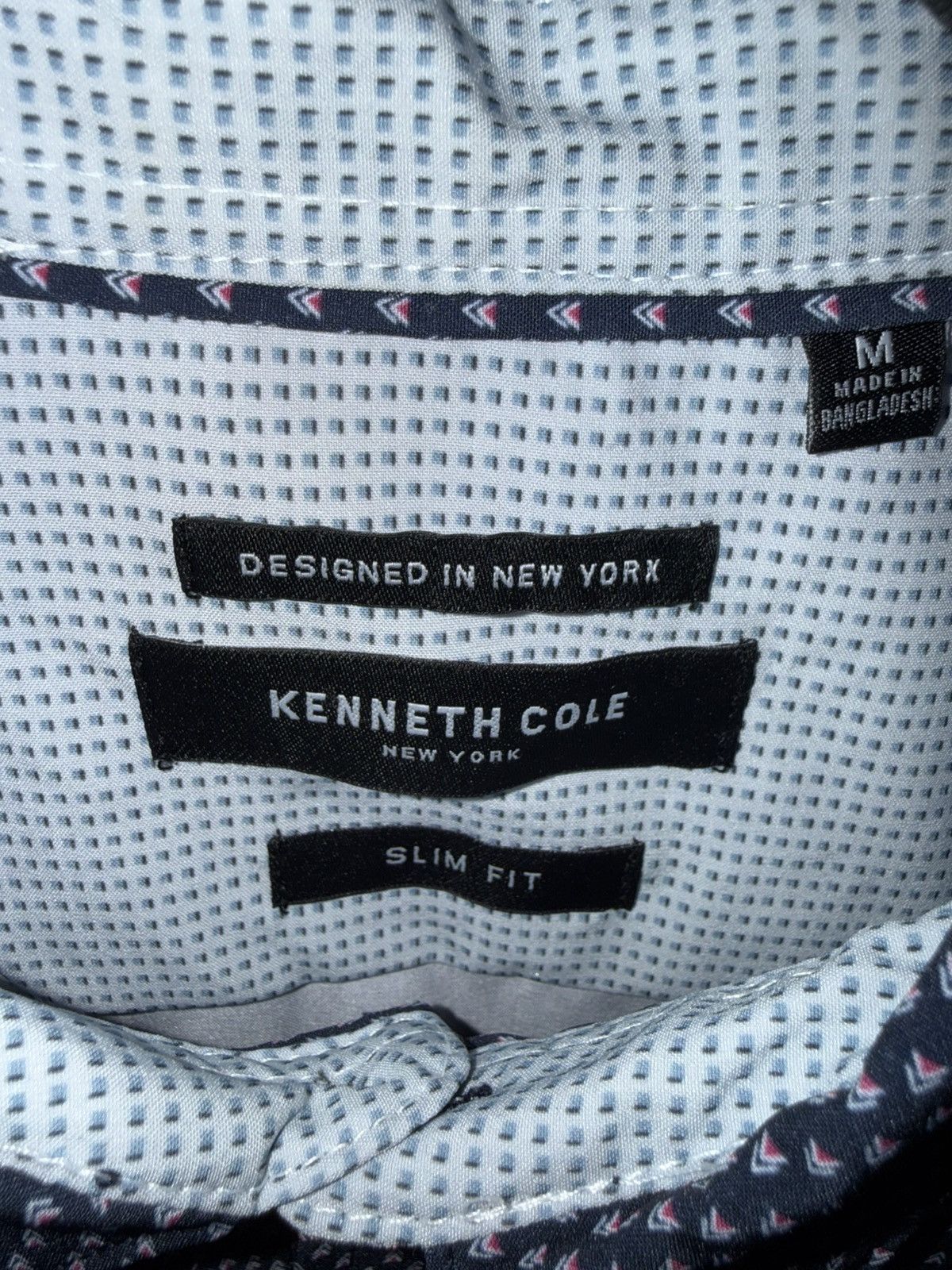 Kenneth Cole Kenneth Cole Button Up Size US M / EU 48-50 / 2 - 7 Thumbnail