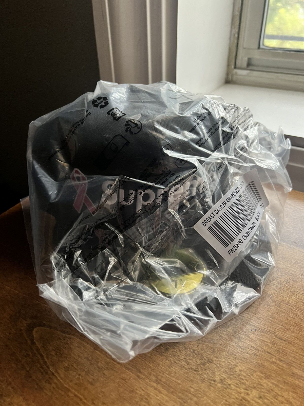 New Era × Supreme 7 1/2 Supreme Breast Cancer Awareness Box Logo Hat Black Size ONE SIZE - 4 Thumbnail