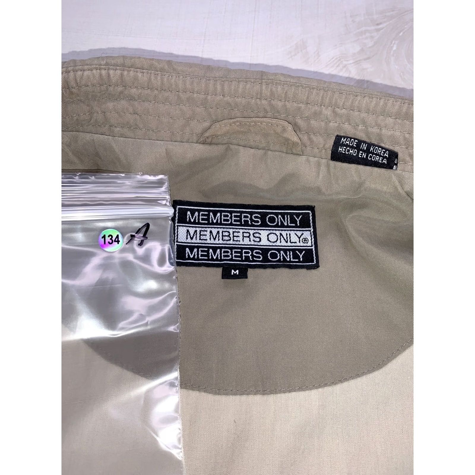 Members Only VINTAGE Members Only Bomber Jacket Unisex Medium Tan Brown Flower Patch 90s Retro Style Casual Fall Spring Jacket Mens Womens Size M / US 6-8 / IT 42-44 - 4 Thumbnail