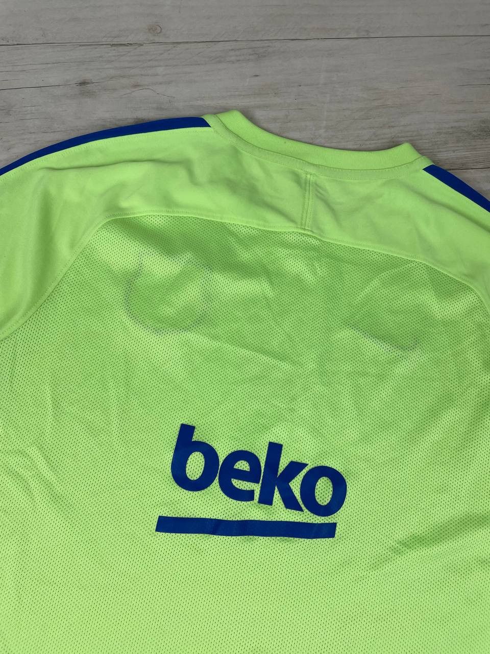 Nike Nike Barcelona 2016 2017 Training Shirt Soccer Jersey Size US L / EU 52-54 / 3 - 17 Thumbnail