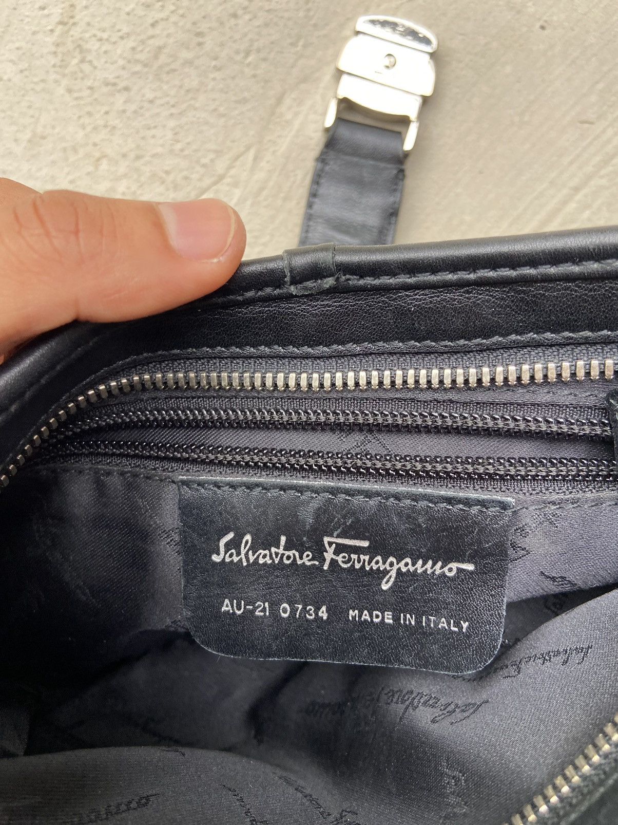 Salvatore Ferragamo Authentic Salvatore Ferragamo Shoulder Bag Size ONE SIZE - 10 Thumbnail