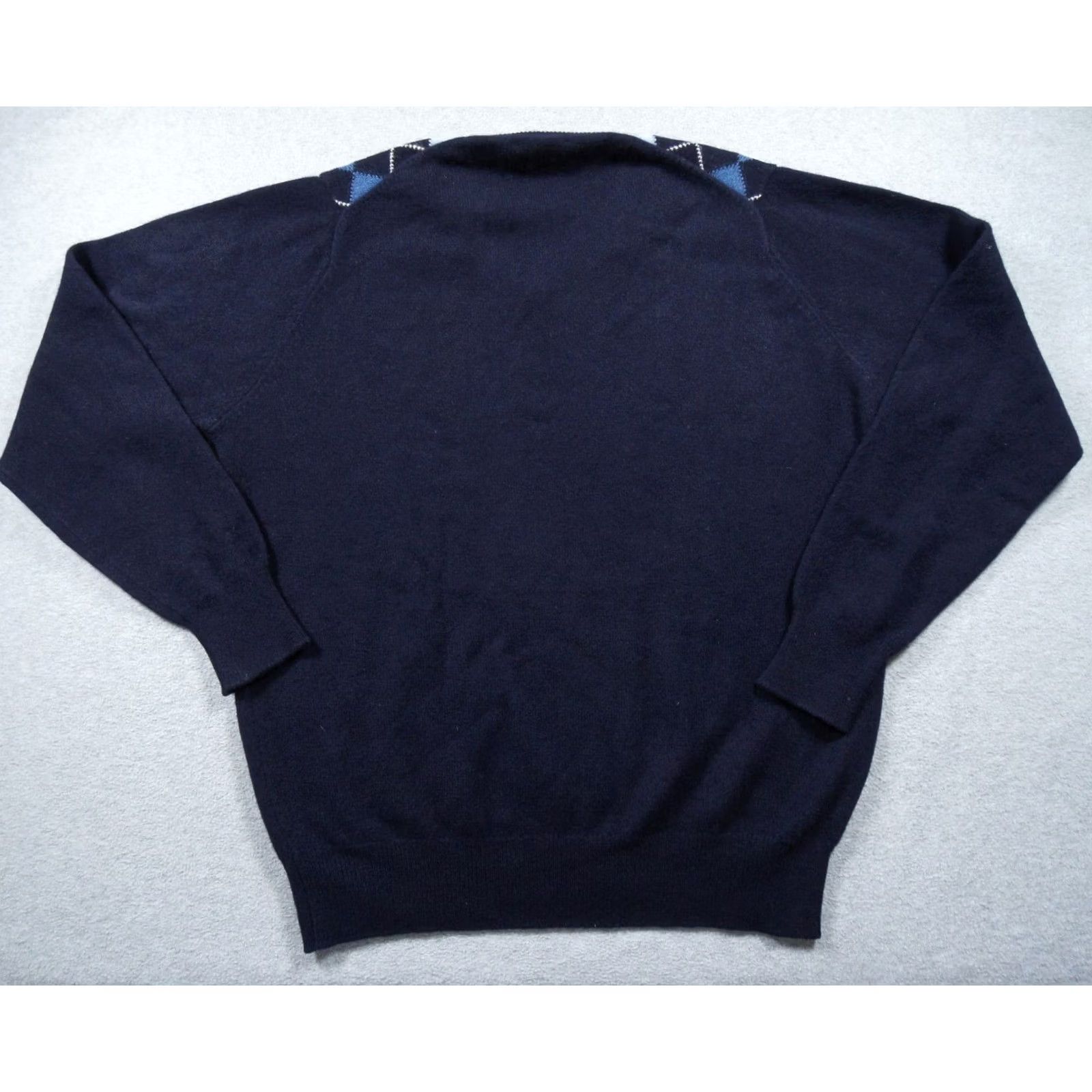 Vintage Vintage Alan Paine Sweater Mens 44 Blue Knit Vneck Lambswool Argyle Preppy Adult Size US XXL / EU 58 / 5 - 6 Thumbnail