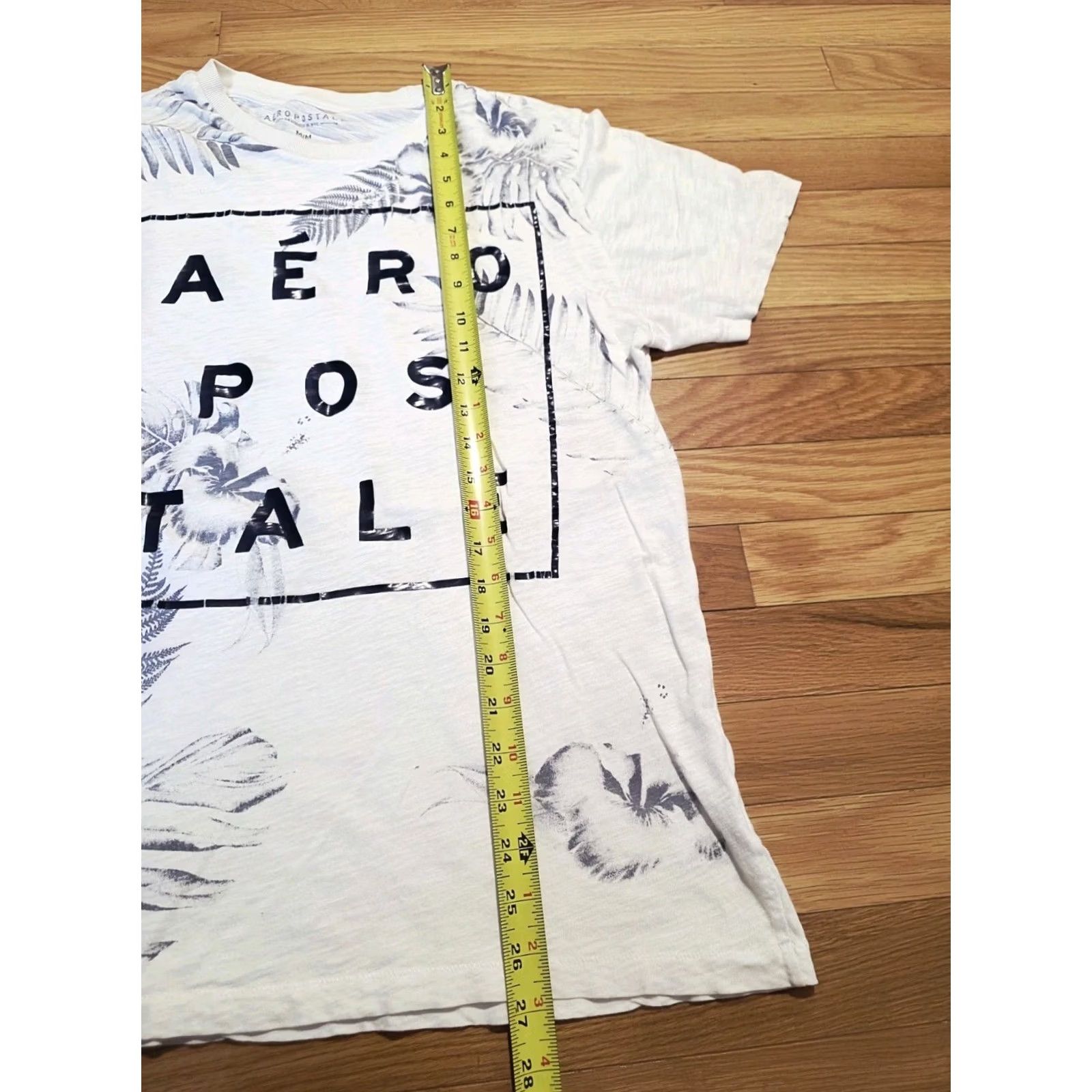 Vintage Aero T-Shirt Crew Neck White Small Tropical Leaf Graphic Print Beach Summer Mens Regular Short Sleeve Pattern 2020s Size US S / EU 44-46 / 1 - 4 Thumbnail