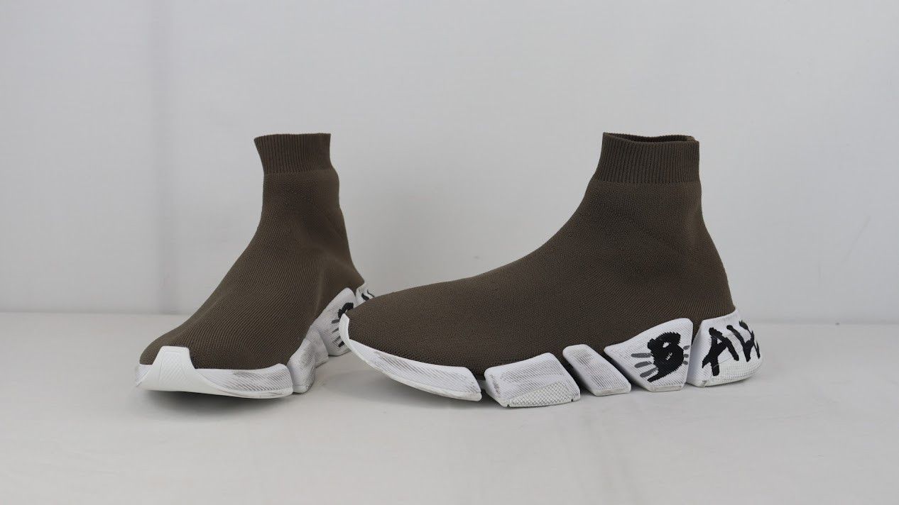 Balenciaga o1rshd1 Speed 2.0 LT Rec Knit Graffiti Sole in Taupe Size US 9 / EU 42 - 2 Thumbnail