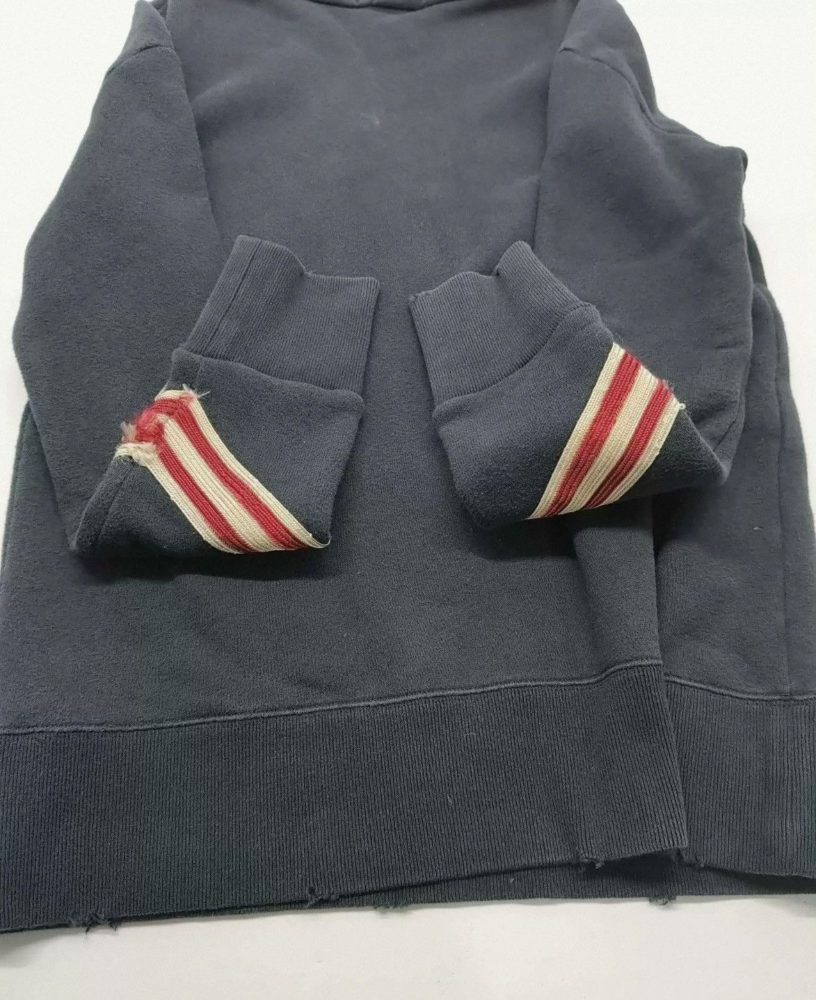 Gucci Gucci Black small destruction embroidered hooded sweatshirt Size US S / EU 44-46 / 1 - 4 Thumbnail