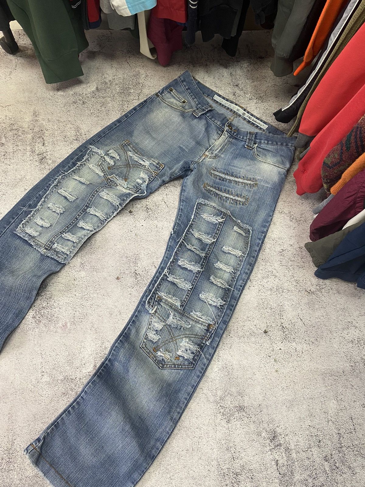 Japanese Brand × Vintage Vintage distressed patchwork denim y2k jeans Size US 32 / EU 48 - 3 Thumbnail