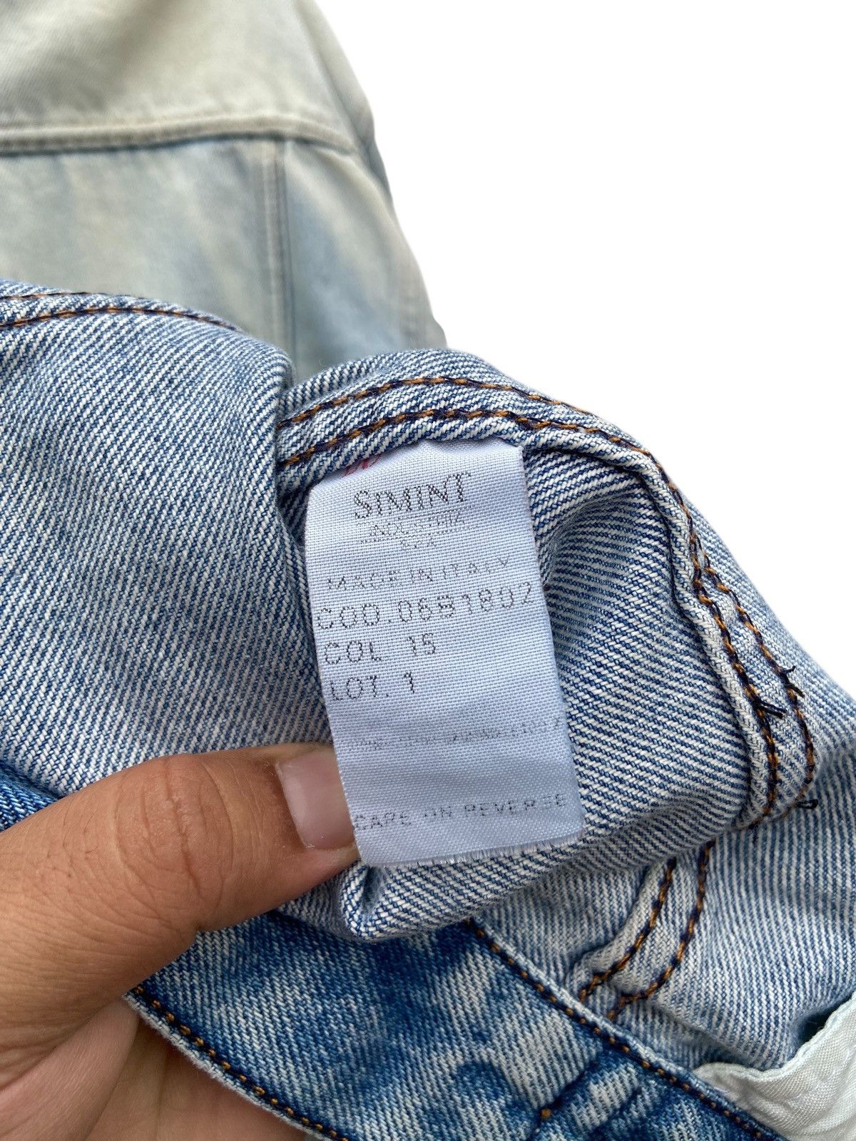 Armani Vintage Armani Jeans Sun Faded Trucker Jacket Size US XL / EU 56 / 4 - 8 Thumbnail