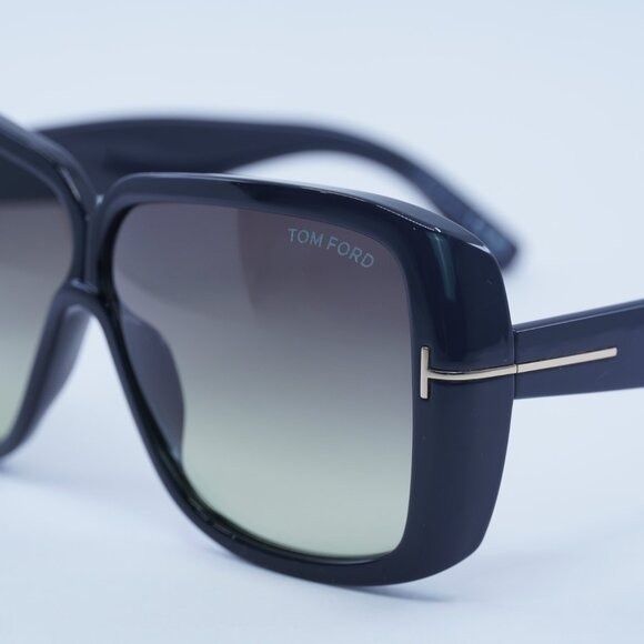Tom Ford Tom Ford Marilyn FT1037 01B Sunglasses Black Square Frame Size ONE SIZE - 9 Thumbnail