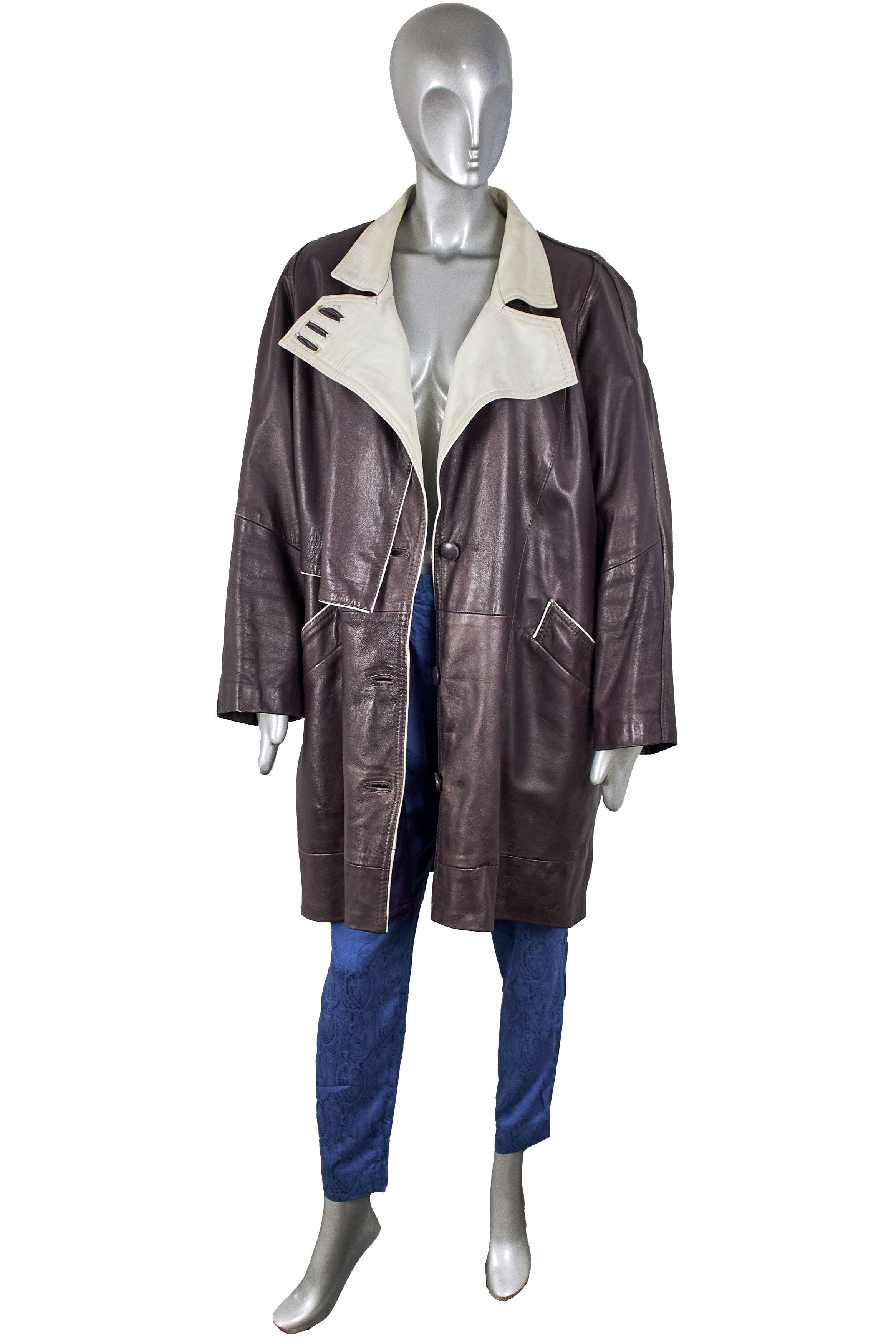 Valentino Rare vintage Valentino women's leather coat, raincoat cloak Size XL / US 12-14 / IT 48-50 - 8 Thumbnail
