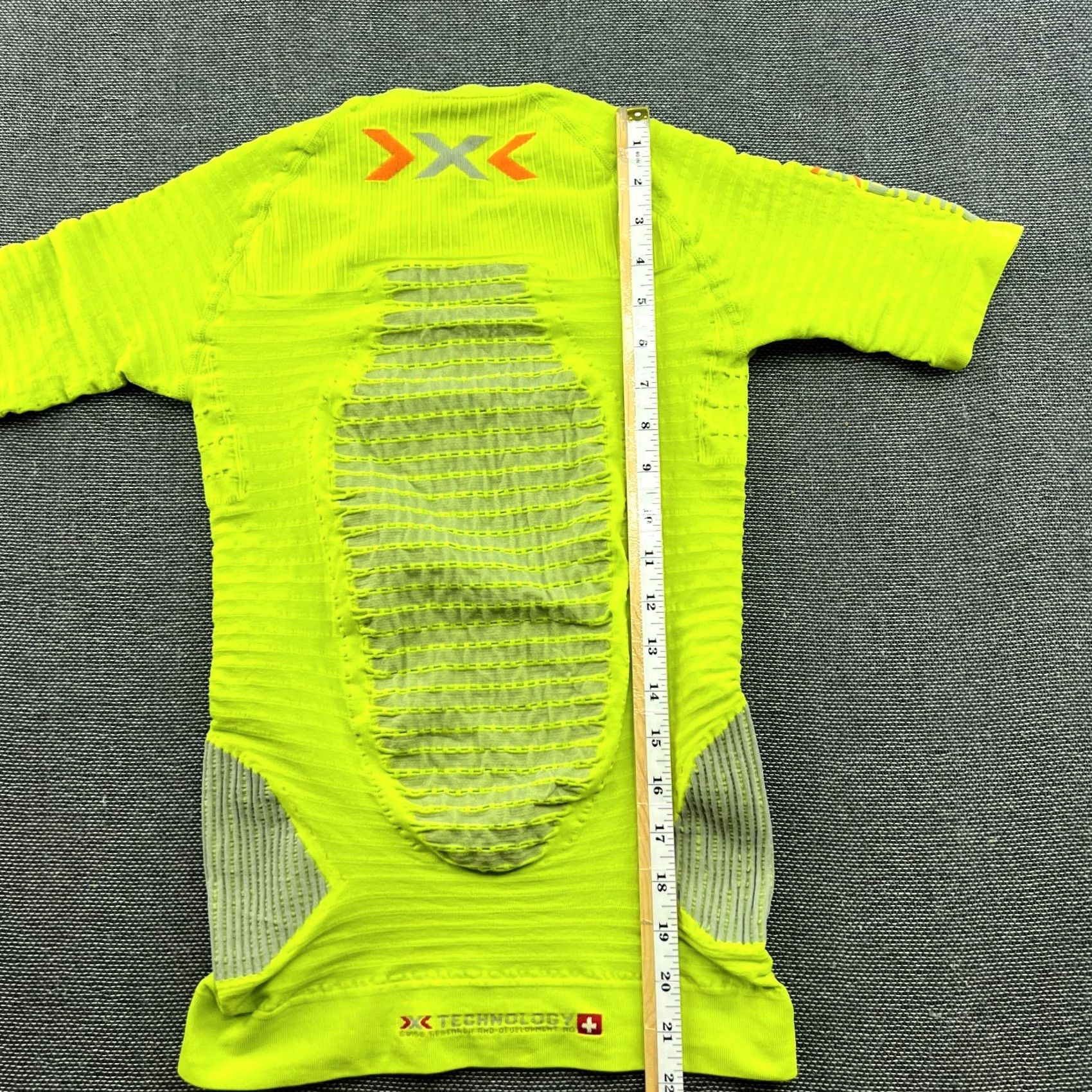 Vintage X bionic Effektor Running Mens Compression Shirt Large Green Short Sleeve Shirt Slim Activewear Men XS? Size US L / EU 52-54 / 3 - 7 Thumbnail