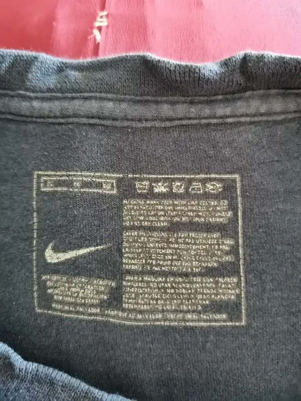 Nike Vintage Nike T Shirt Size US XXL / EU 58 / 5 - 4 Thumbnail