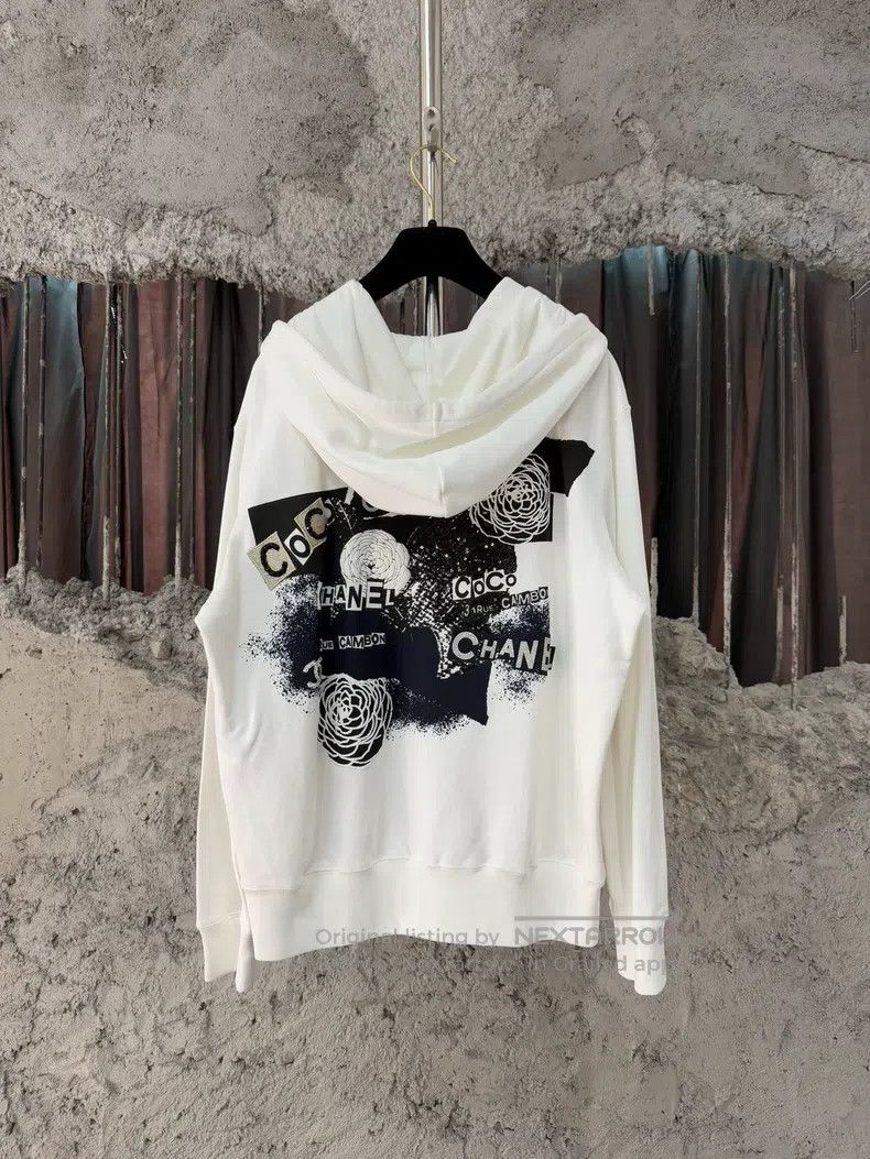 Chanel Chanel Zippered jacket Size L / US 10 / IT 46 - 2 Thumbnail