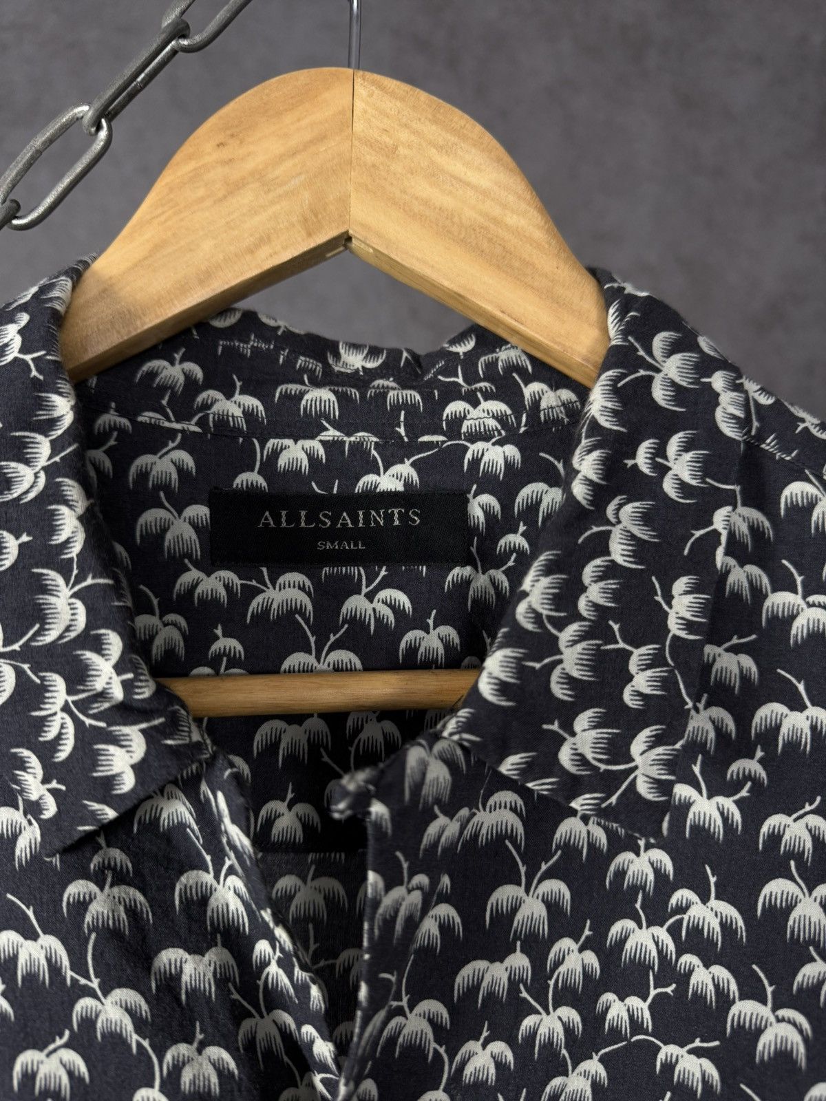 Allsaints Allsaints Hawaiian art monogram shirt Size US S / EU 44-46 / 1 - 3 Thumbnail