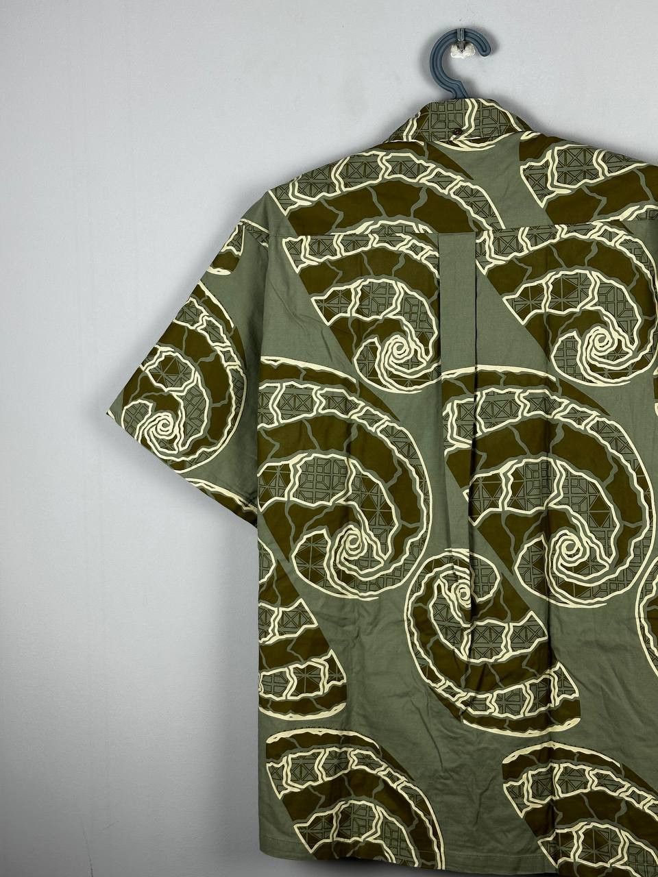 Designer Sig Zane Designs Hawaii Button-up Short Sleeve Shirt Size US XL / EU 56 / 4 - 9 Thumbnail