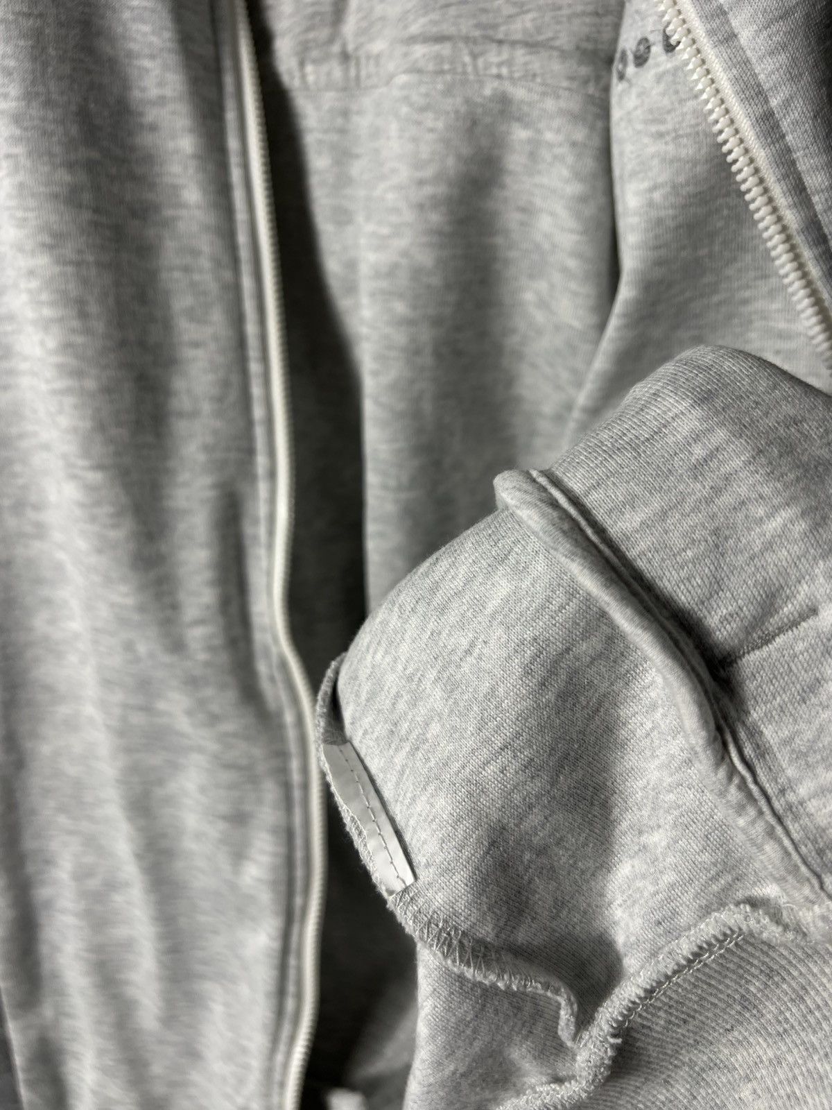 Hugo Boss Hugo Boss Full-Zip Sweathirt – Size L Size US L / EU 52-54 / 3 - 10 Thumbnail