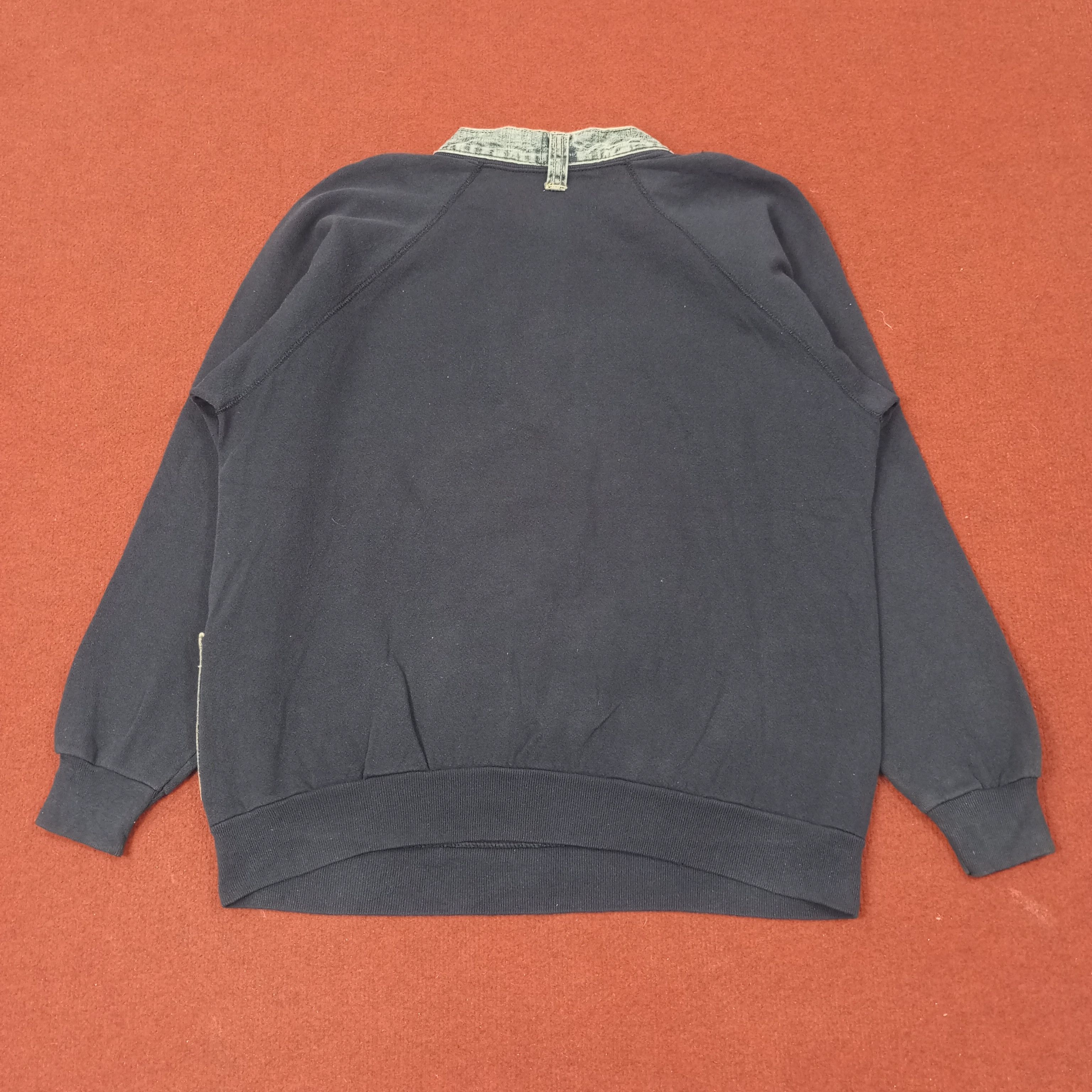 Vintage The University Of Michigan Jeans Style Sweatshirt c245n20 Size US L / EU 52-54 / 3 - 5 Thumbnail