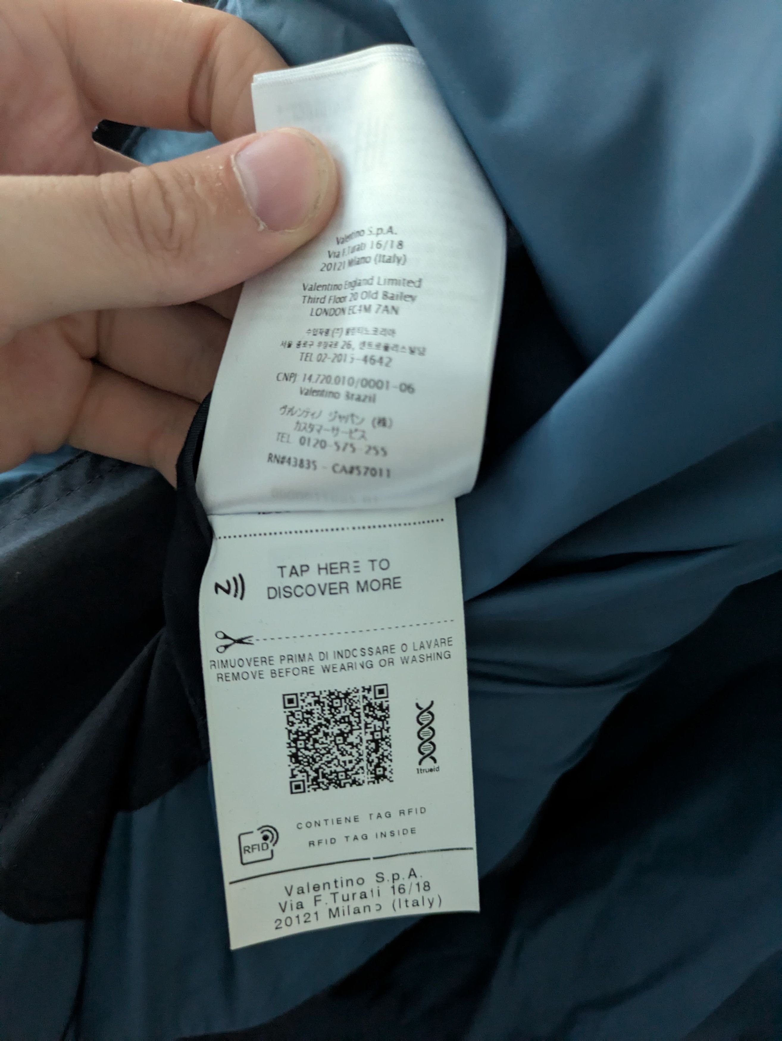 Valentino Valentino Garavani Daunenjacke Neu mit Etikett Size US L / EU 52-54 / 3 - 7 Thumbnail