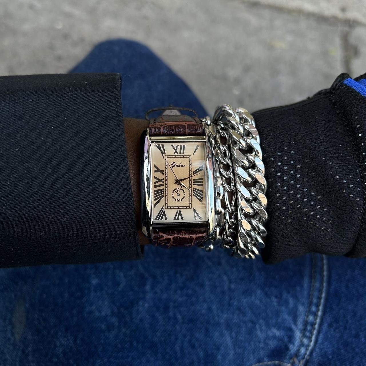 Vintage Vintage 2000s Style Brown Rectangular Quartz Leather Watch Size ONE SIZE - 2 Thumbnail