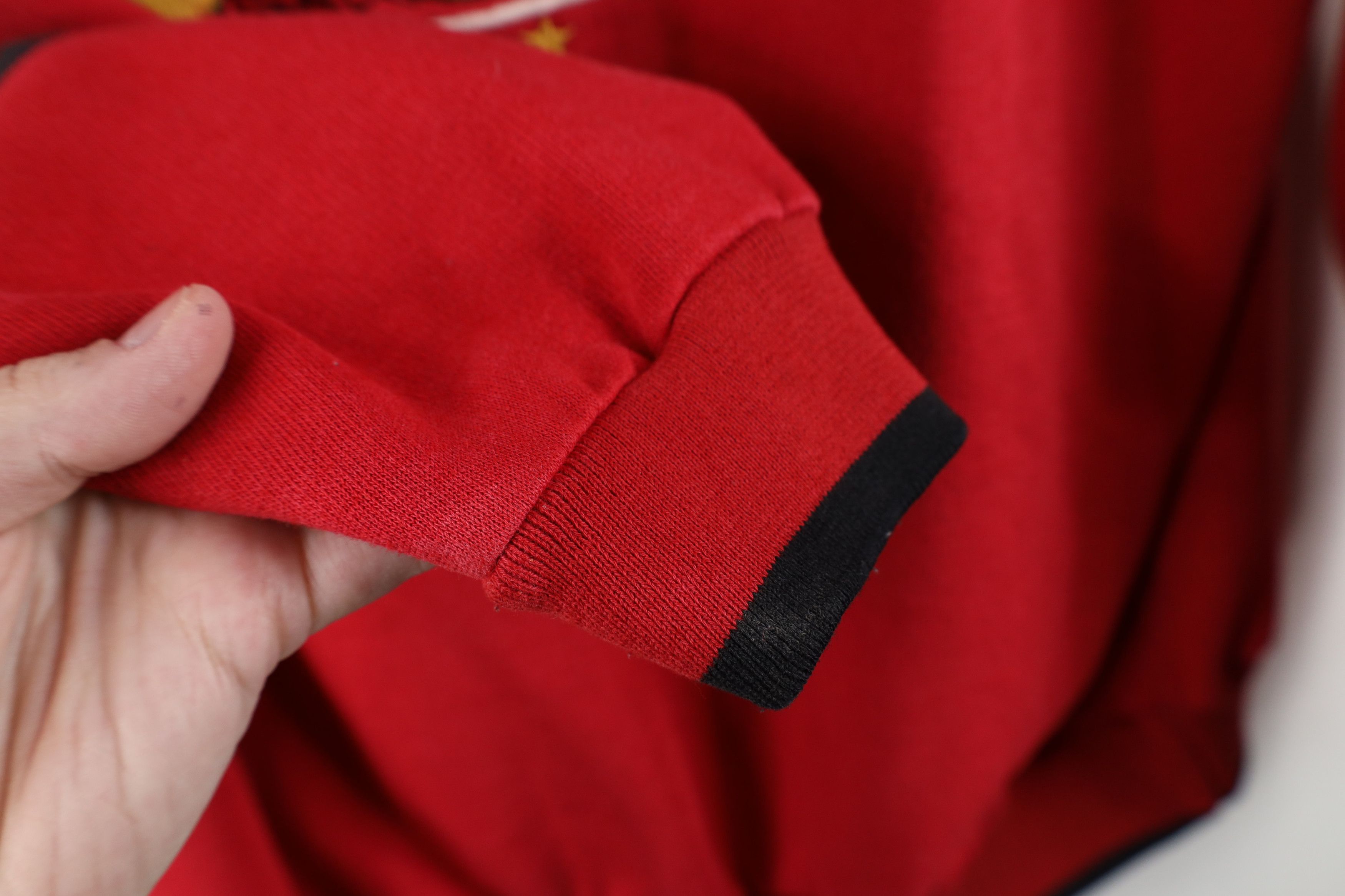 Disney × Vintage Vintage 90s Disney Mickey Mouse Elbow Patch Sweatshirt Red Size M / US 6-8 / IT 42-44 - 6 Thumbnail