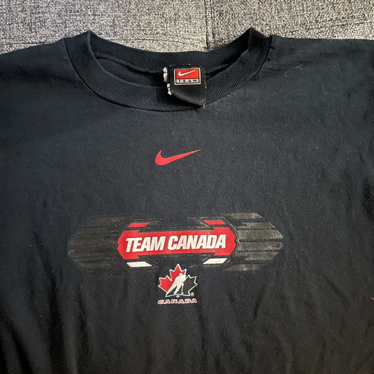 Nike Vintage Nike x Team Canada Long sleeve T Size US M / EU 48-50 / 2 - 2 Thumbnail