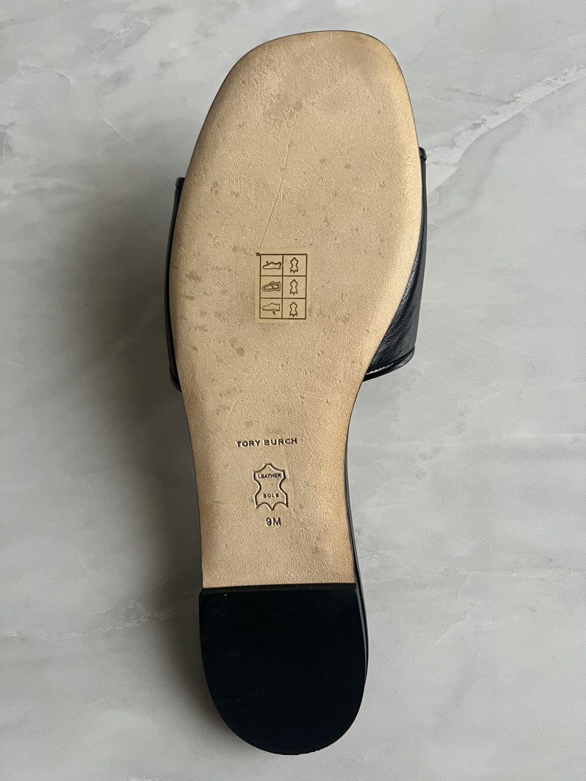Tory Burch Tory Burch ELEANOR SLIDE Size 9M Women Black Leather Sandal Size US 9 / IT 39 - 9 Thumbnail