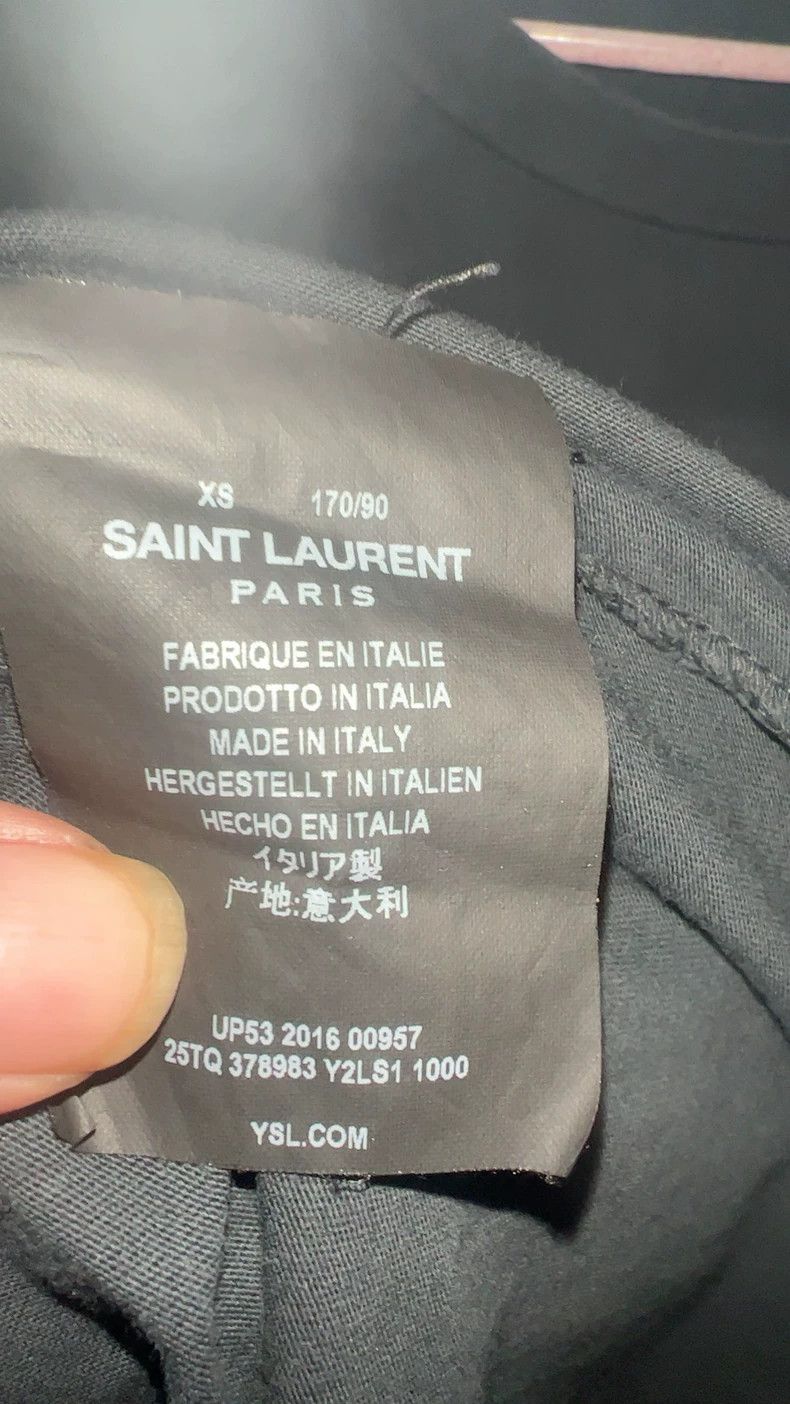 Saint Laurent Paris Saint laurent paris Bloody Teeth Short Sleeves 2506-Nextarr Size US XS / EU 42 / 0 - 3 Thumbnail