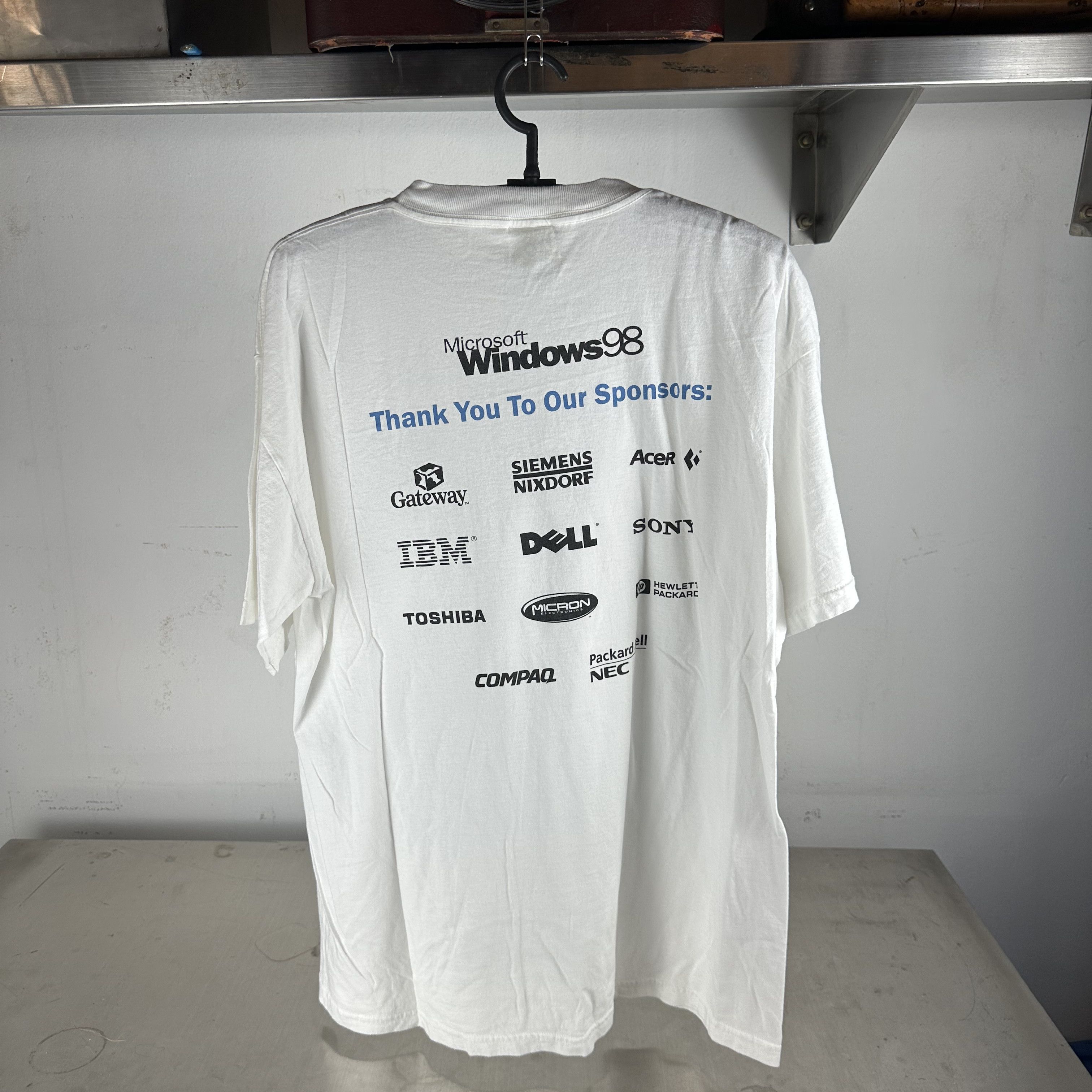 Vintage Vintage 1998 Microsoft Windows 98 Computing Highway T-Shirt Size US XL / EU 56 / 4 - 3 Thumbnail