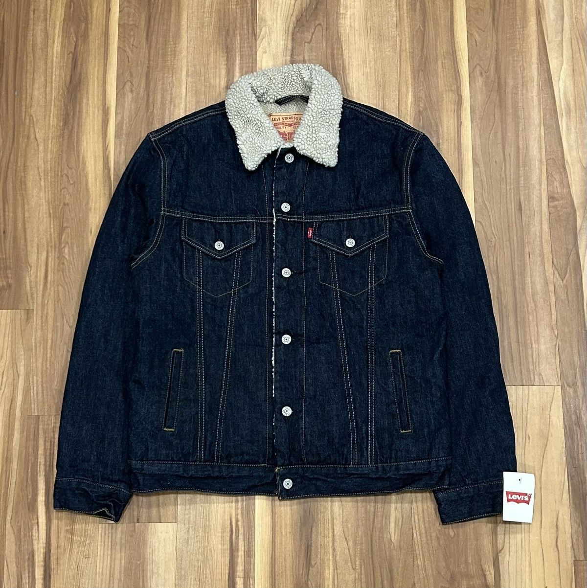 Levi's 2009 Levi's Type III Dark Wash Sherpa Lined Denim Jacket Size US L / EU 52-54 / 3 - 1 Thumbnail