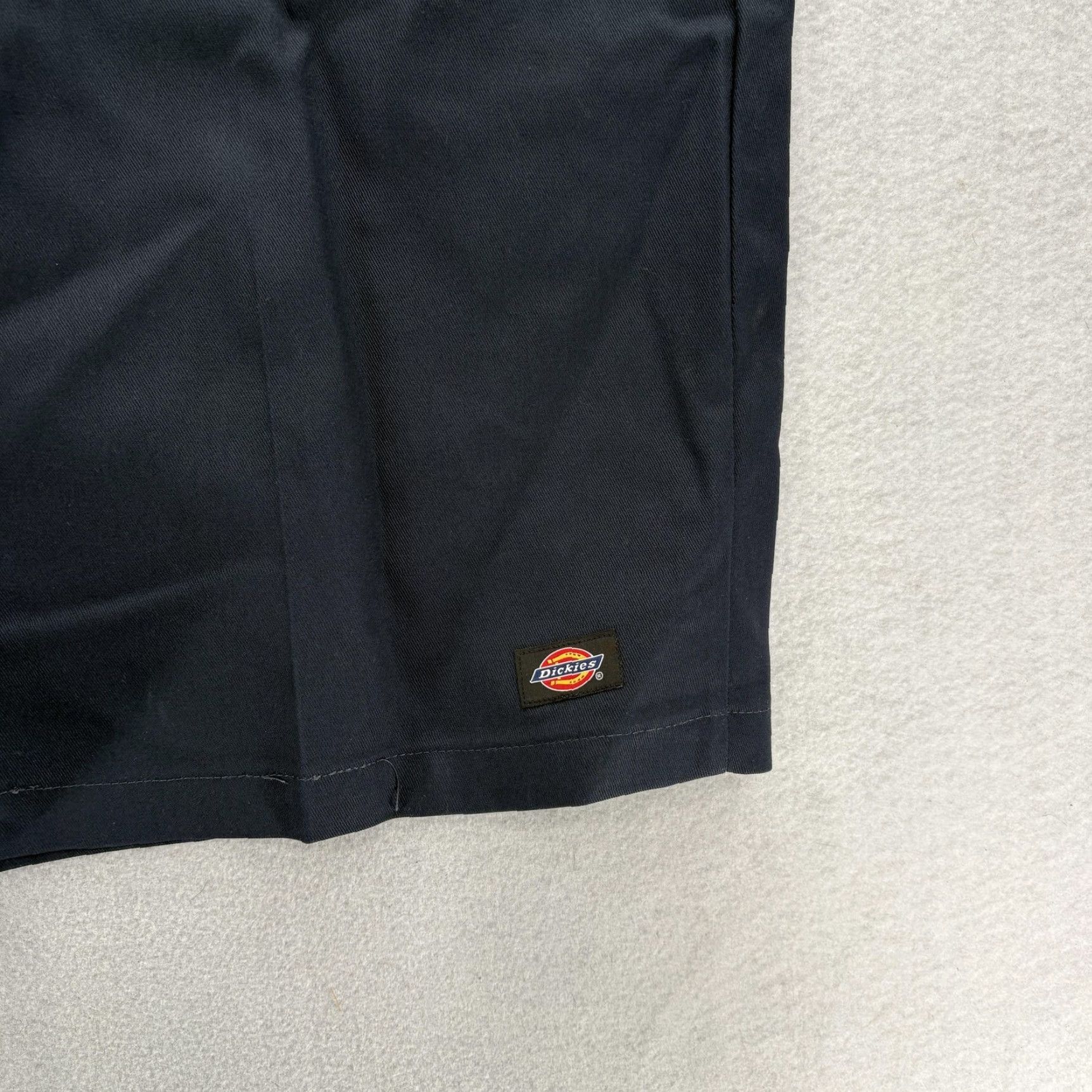 Dickies Dickies Loose Fit Twill Work Shorts Mens 48 Blue Navy 13" Tech Stain Release NWT Size US 32 / EU 48 - 4 Thumbnail