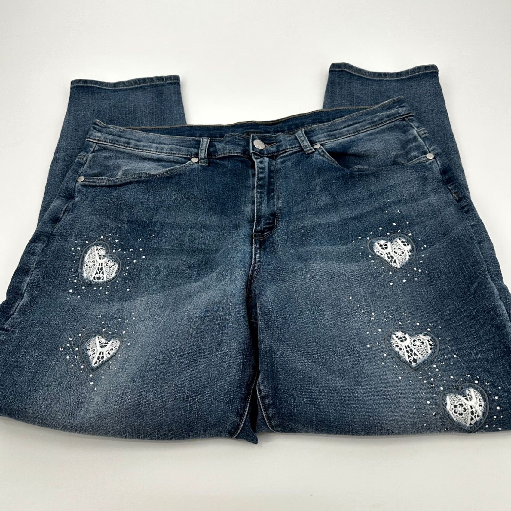Venus Venus Blue Lace Heart Rhinestone Embellished Skinny Jeans 18 Medium Wash Girly Size 40" / US 18 - 2 Thumbnail