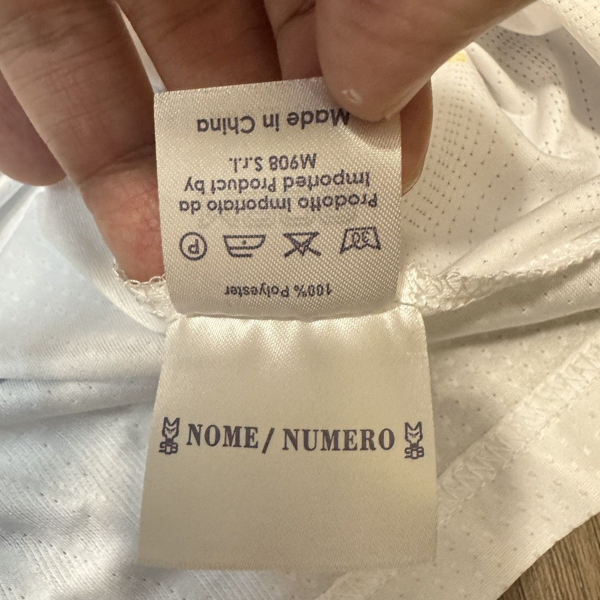 Other Lecce 24/25 away shirt Size US L / EU 52-54 / 3 - 9 Thumbnail