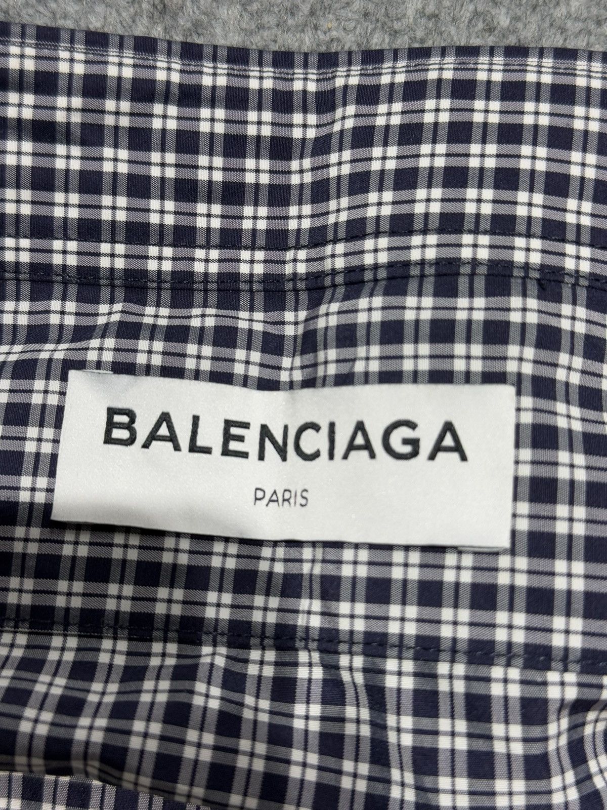 Balenciaga Balenciaga 17AW Check Swing Shirt Oversized Demna Size US XL / EU 56 / 4 - 5 Thumbnail
