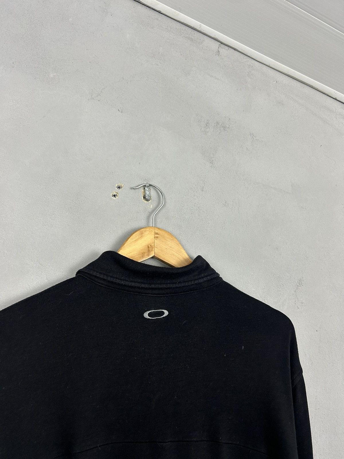 Oakley Vintage Oakley centre logo 1/3 zip sweatshirt Size US L / EU 52-54 / 3 - 7 Thumbnail