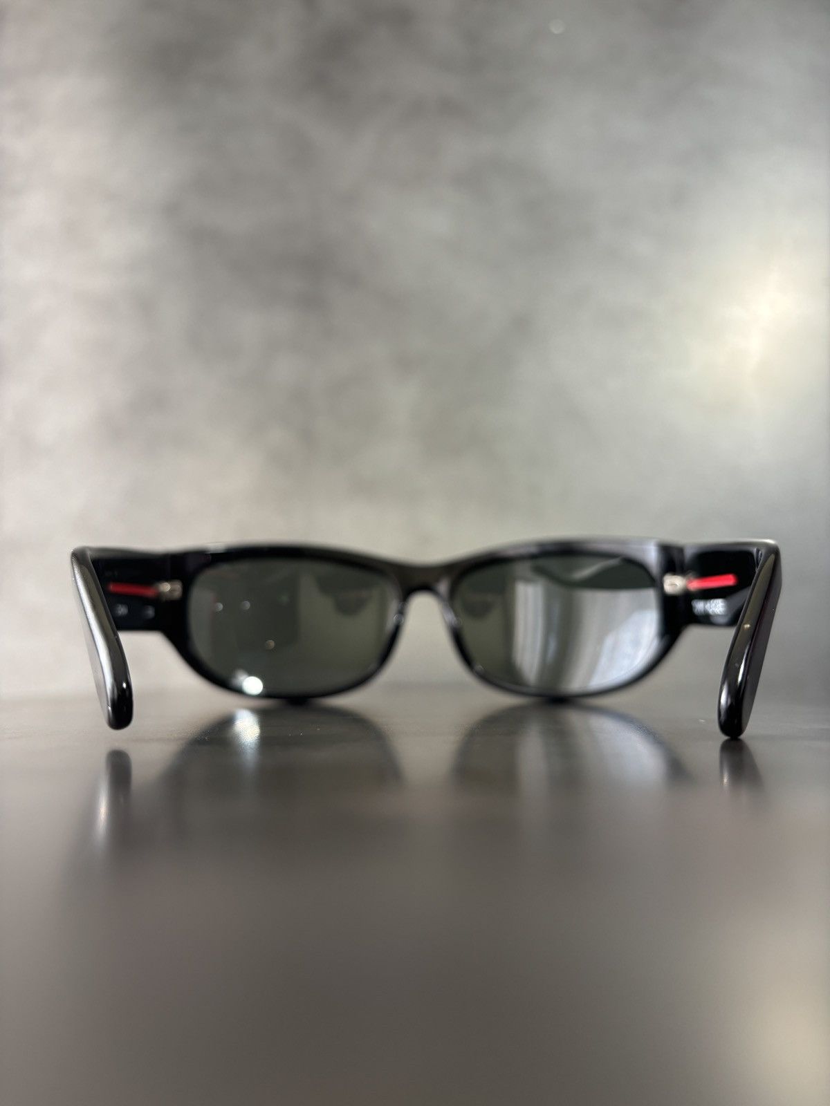 Tommy Hilfiger 1990s Vintage Tommy Hilfiger Sunglasses Sport 1997 1998 Y2K Size ONE SIZE - 9 Thumbnail