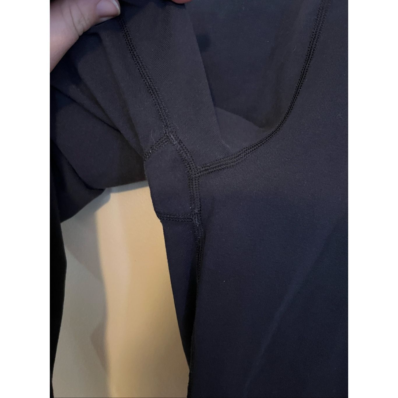Under Armour Under Armour Black Capri Leggings Woman’s Size XL Size 32" / US 10 / IT 46 - 5 Thumbnail