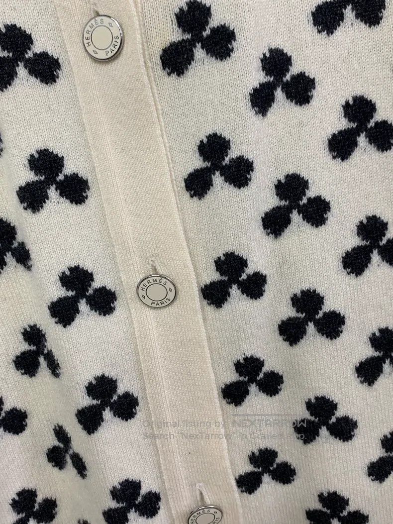 Hermes Hermes White four-leaf clover cashmere cardigan Size XS / US 0-2 / IT 36-38 - 2 Thumbnail