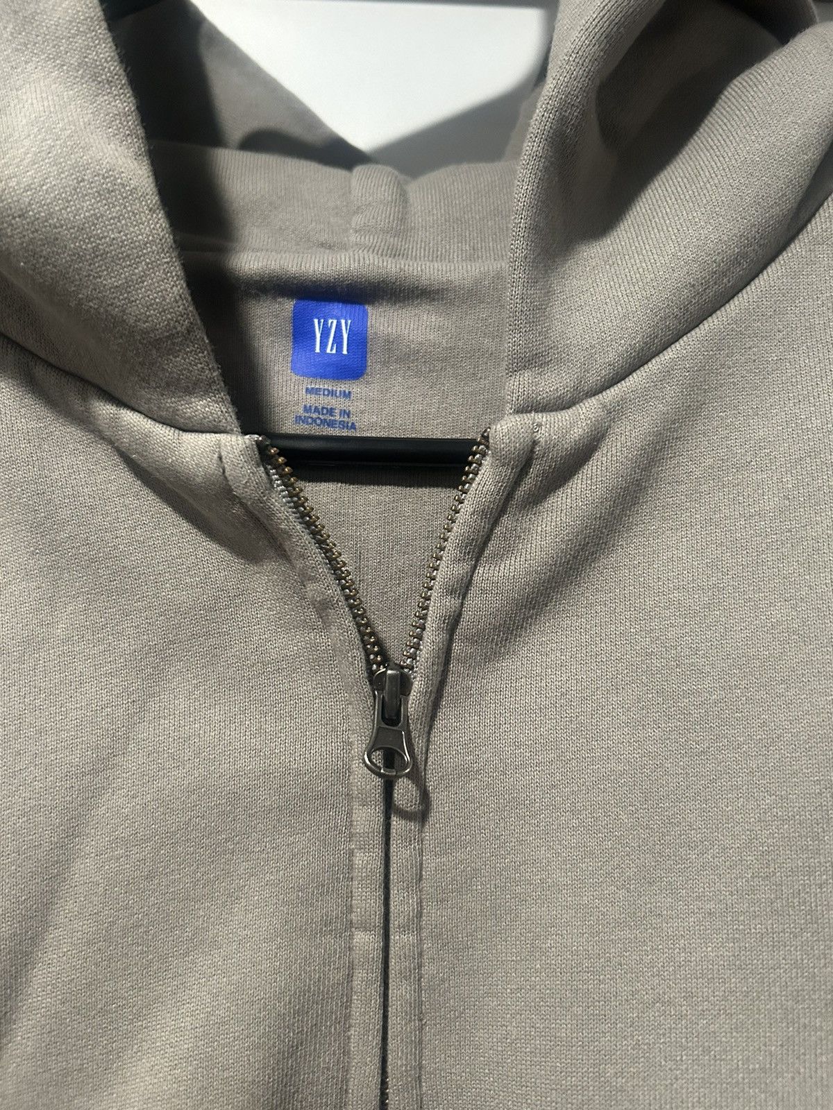 Balenciaga × Gap × Kanye West Yeezy Gap zip up hoodie Grey M Size US M / EU 48-50 / 2 - 4 Thumbnail