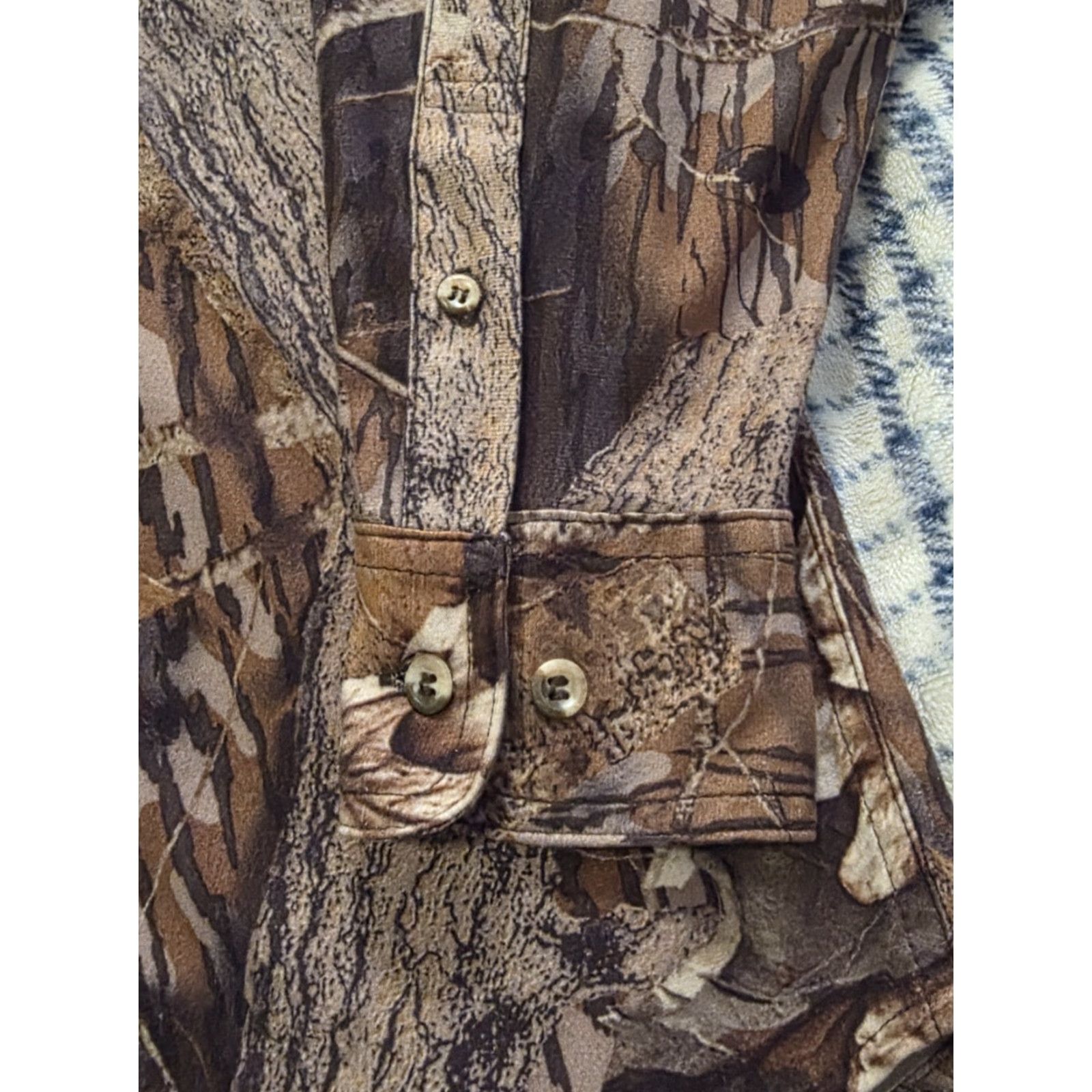 Vintage Duxbak Mossy Oak Break Up Camo Long Sleeve Button Up Shirt SOFT Mens Size Medium Size US M / EU 48-50 / 2 - 6 Thumbnail