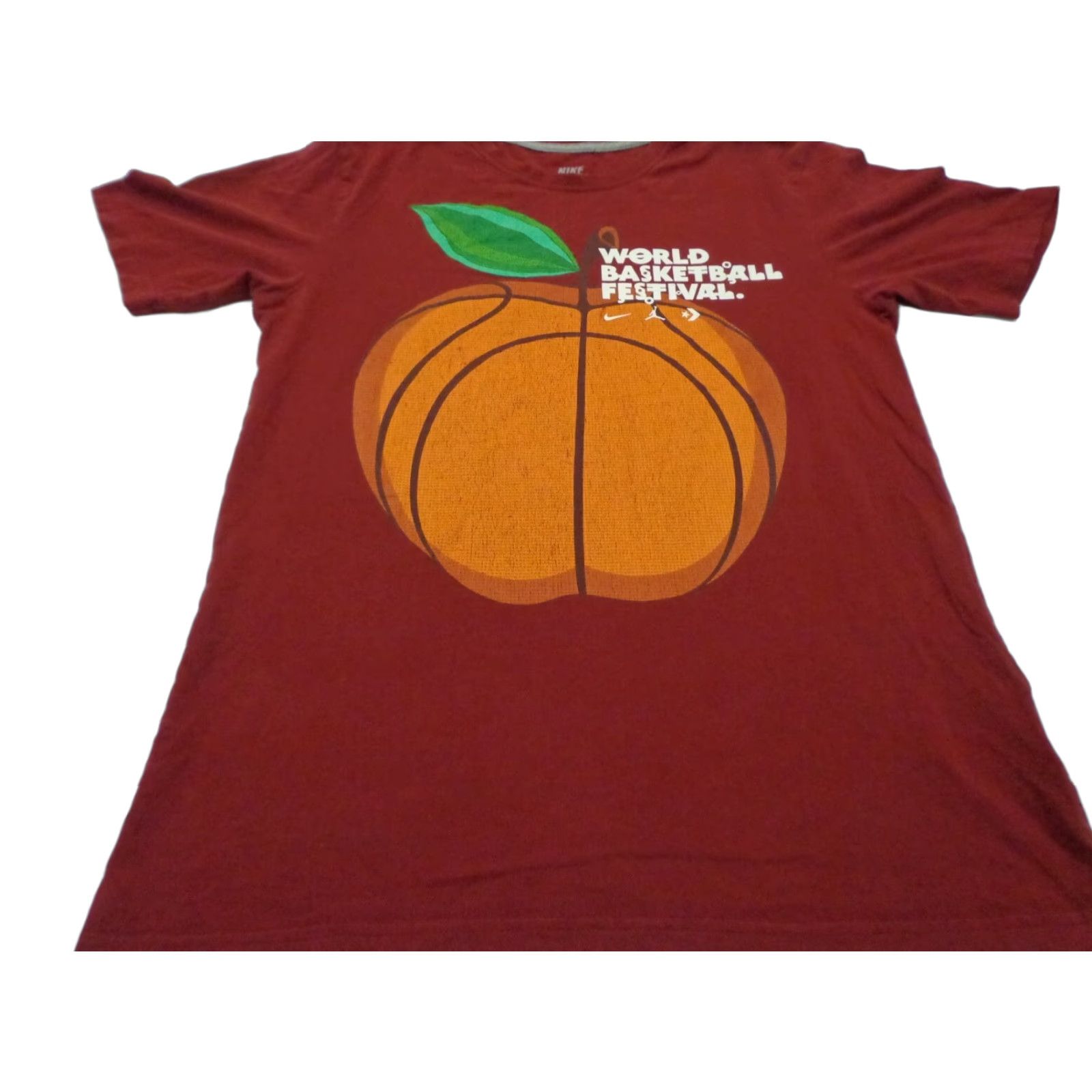 Nike Nike World Basketball Festival T-Shirt M Red Mens Men Size M Cotton Standard Fit Size US M / EU 48-50 / 2 - 1 Thumbnail