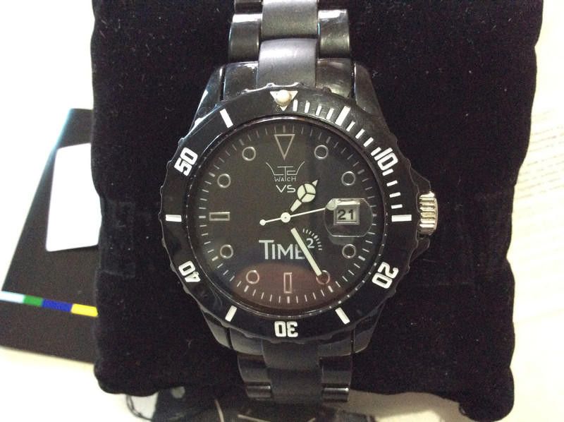 Designer Ltd black dial black plastic strap watch Size ONE SIZE - 3 Thumbnail