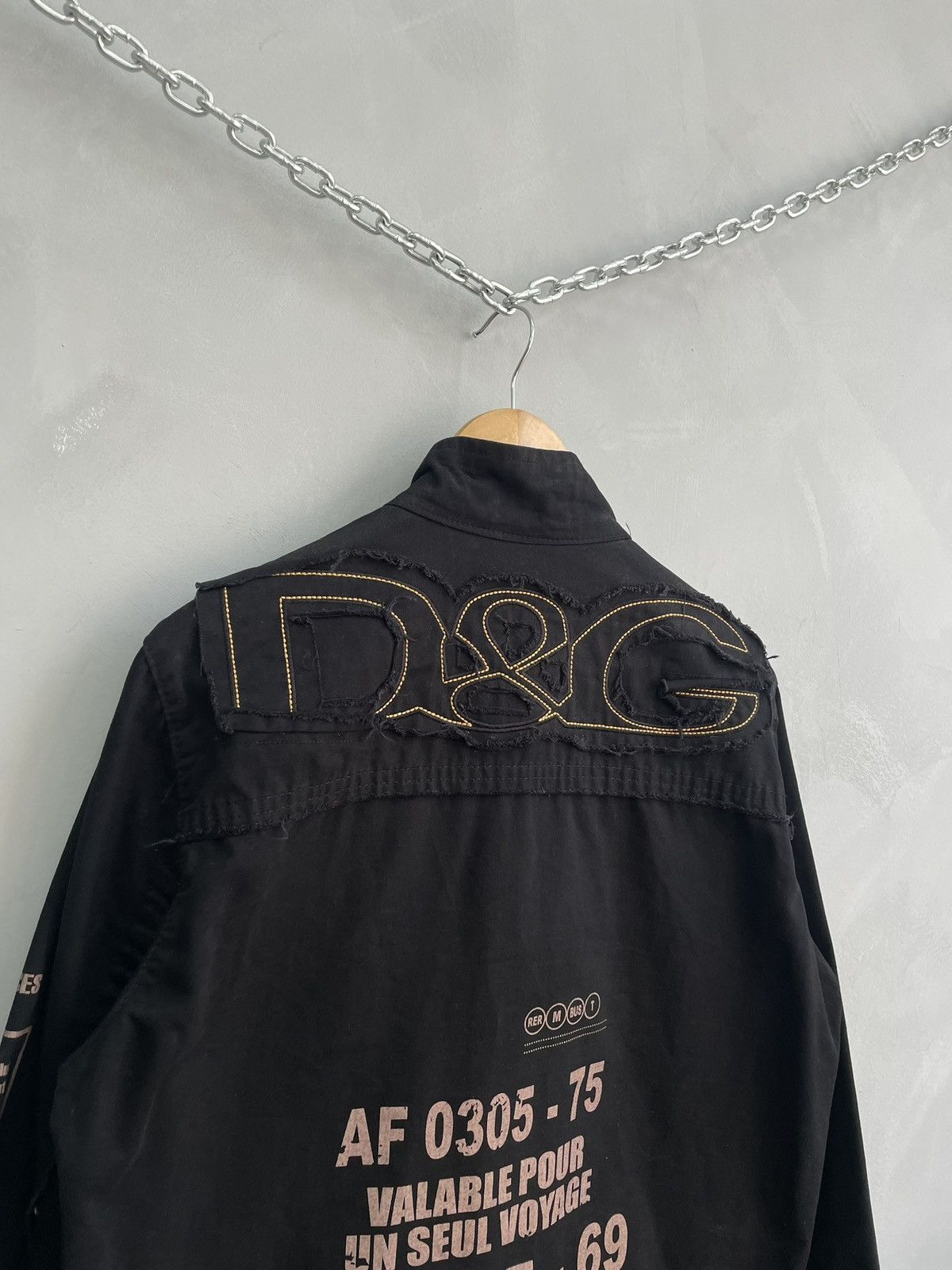 Dolce & Gabbana Vintage 2000s Big logo Dolce Gabbana distressed jacket Size US S / EU 44-46 / 1 - 11 Thumbnail