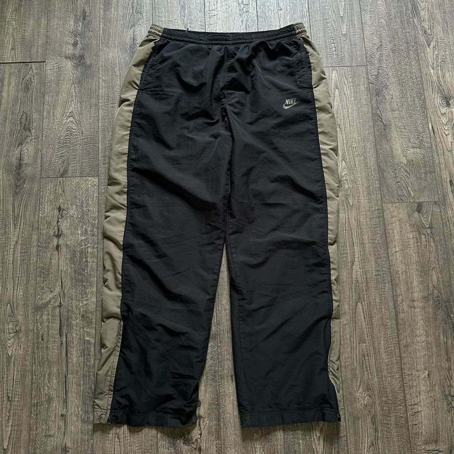Nike × Vintage Vintage 90s Nike Swooshy Nylon Baggy Wide Leg Track Pant Size US 34 / EU 50 - 1 Thumbnail