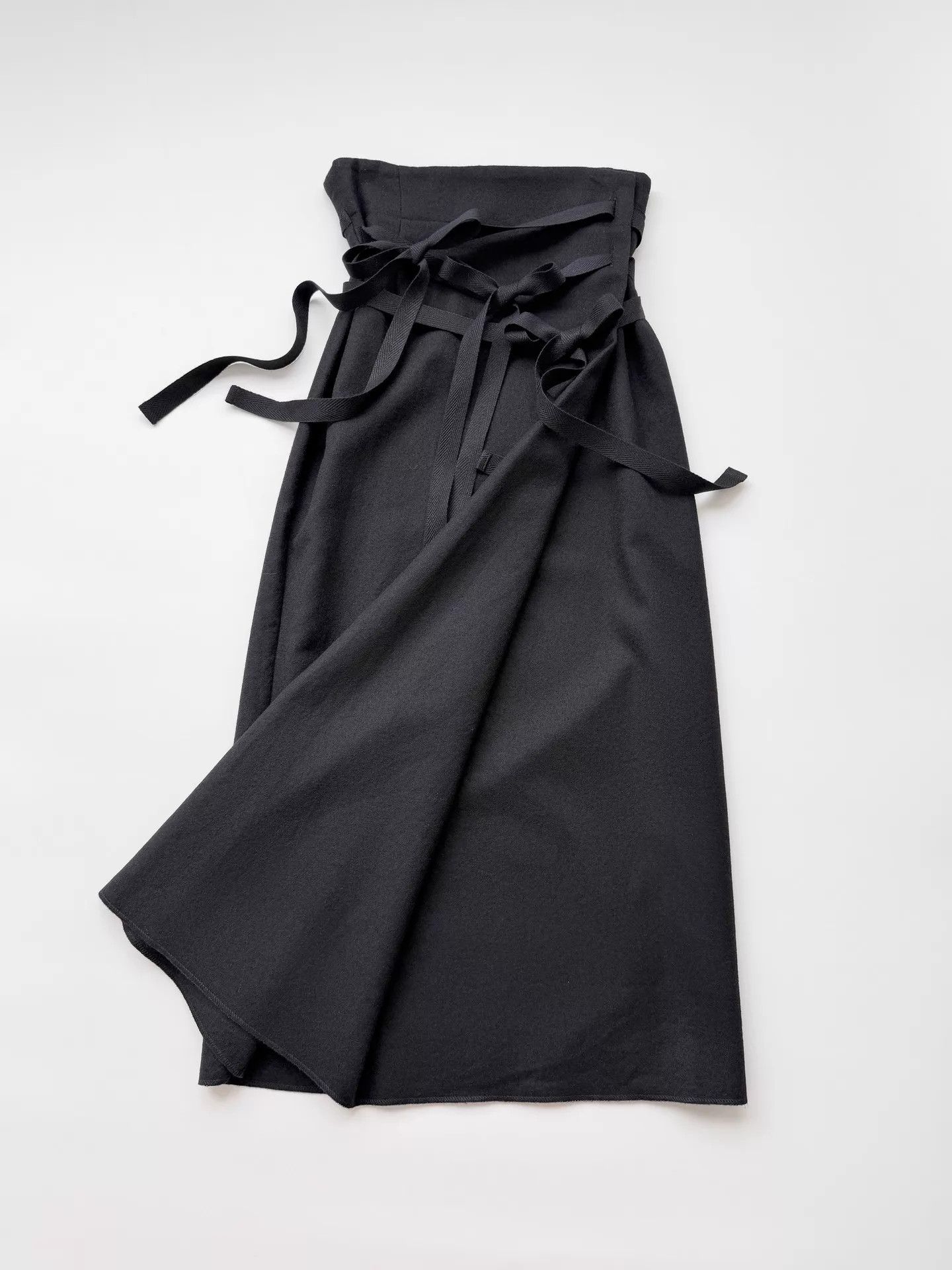 Comme des Garcons COMME DES GARCONS Triple Waist Tie BlackWool Skirt Size 27" / US 4 / IT 40 - 3 Thumbnail