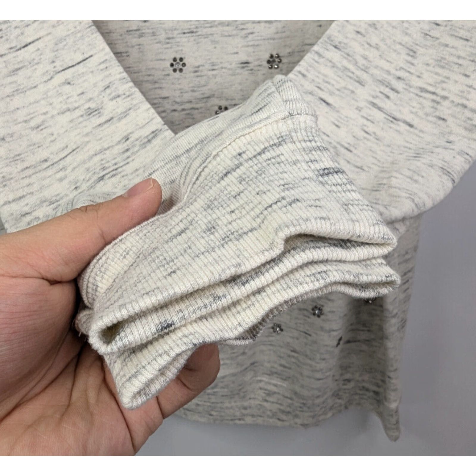Vintage Lane Bryant NWT Heathered Rhinestone Scoop Neck Long Sleeve Top Pullover 14/16 Ivory Women Blouse Size XL / US 12-14 / IT 48-50 - 2 Thumbnail