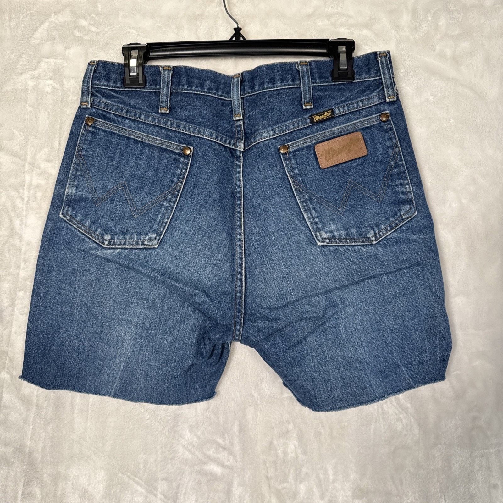 Wrangler Wrangler Shorts Mens 34 Blue 13MWZ Cutoff Distressed Cowboy Size US 34 / EU 50 - 9 Thumbnail