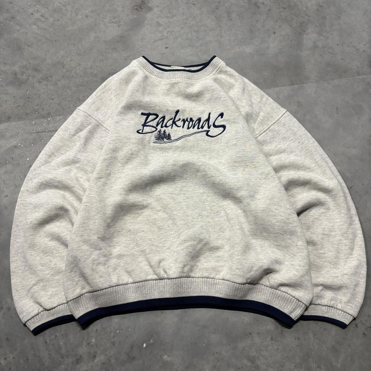 Japanese Brand × Vintage Crazy Vintage 90s Grey Backroads Embroidered Spellout Essential Crewneck! Size US XL / EU 56 / 4 - 1 Thumbnail