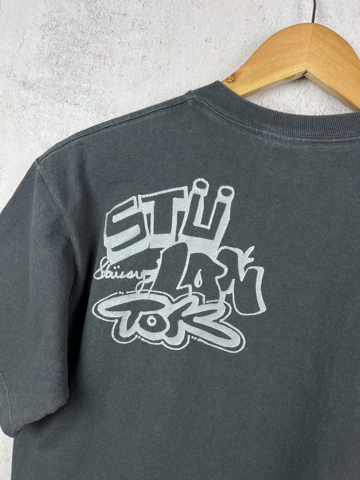 Stussy Vintage Stussy World Tour Graffiti Logo T-Shirt Rare Retro Size US M / EU 48-50 / 2 - 8 Thumbnail